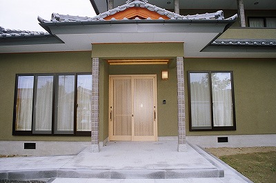 飯田市山本M様邸　ケヤキをふんだんに使った、二間続きの和室がある和風住宅
